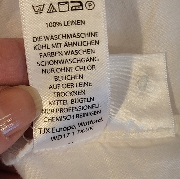 Embellished White and Black Tank Top with Intricate Design 100% Linen - Picture 10 of 10